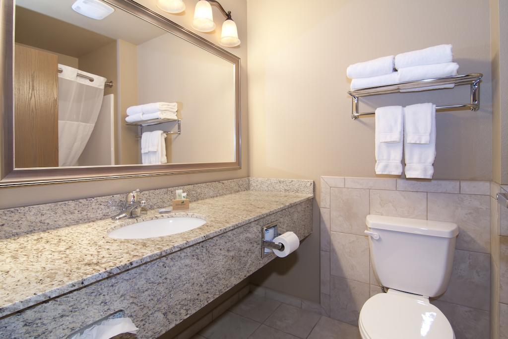 Hotel The Watford Watford City