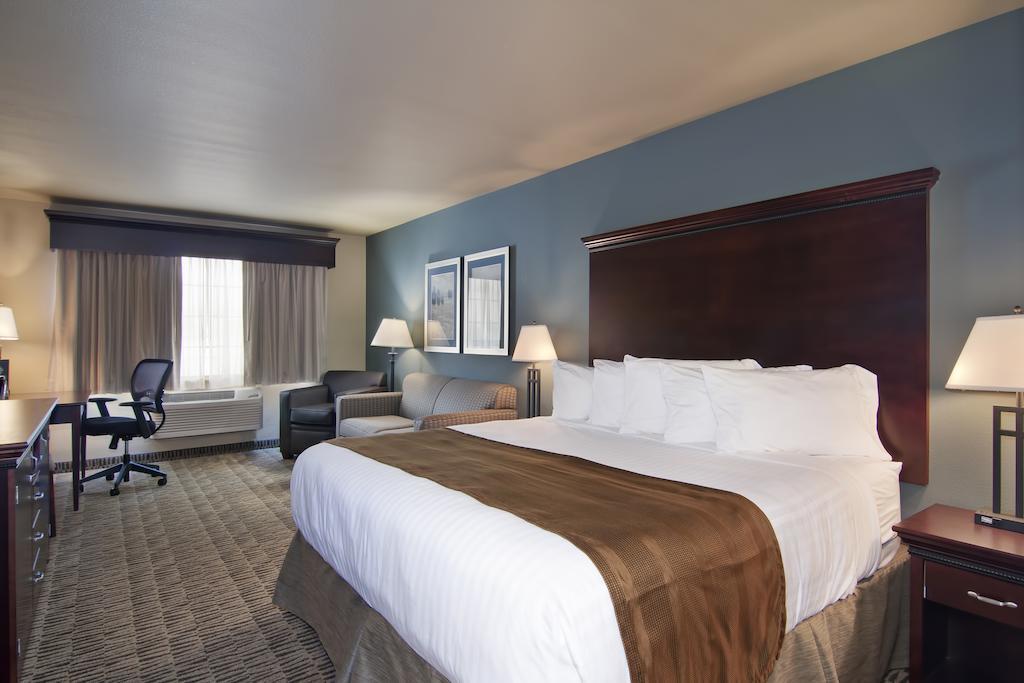Hotel The Watford Watford City