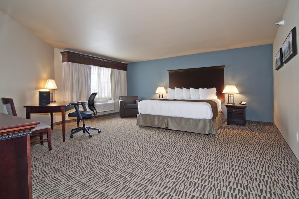 Hotel The Watford Watford City