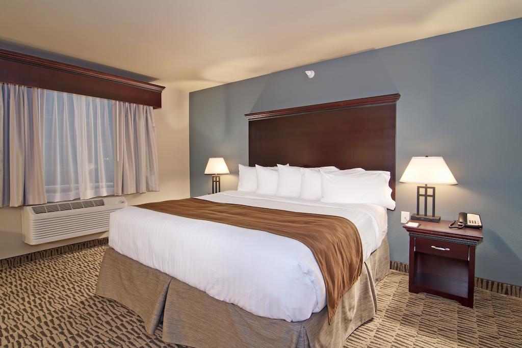Hotel The Watford Watford City